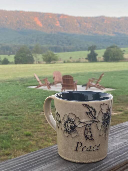 Holly Tree Retreat Located In Beautiful Luray, Va. Villa ภายนอก รูปภาพ