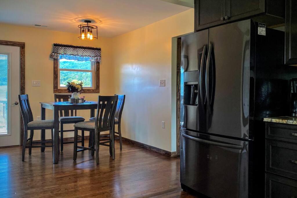 Holly Tree Retreat Located In Beautiful Luray, Va. Villa ภายนอก รูปภาพ
