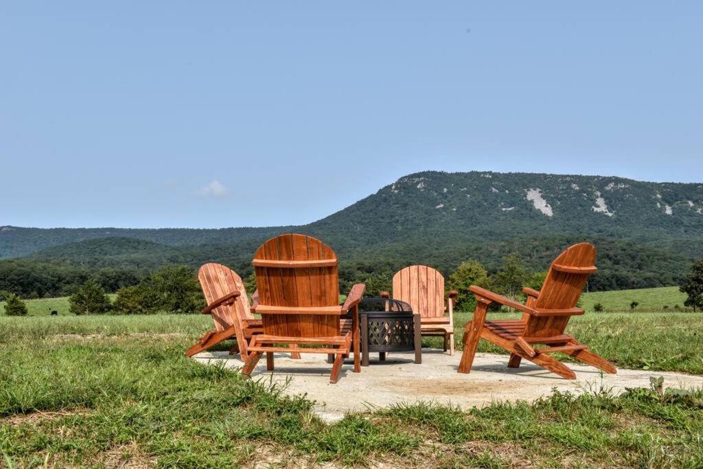 Holly Tree Retreat Located In Beautiful Luray, Va. Villa ภายนอก รูปภาพ