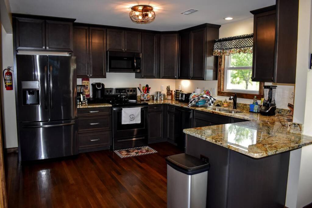 Holly Tree Retreat Located In Beautiful Luray, Va. Villa ภายนอก รูปภาพ